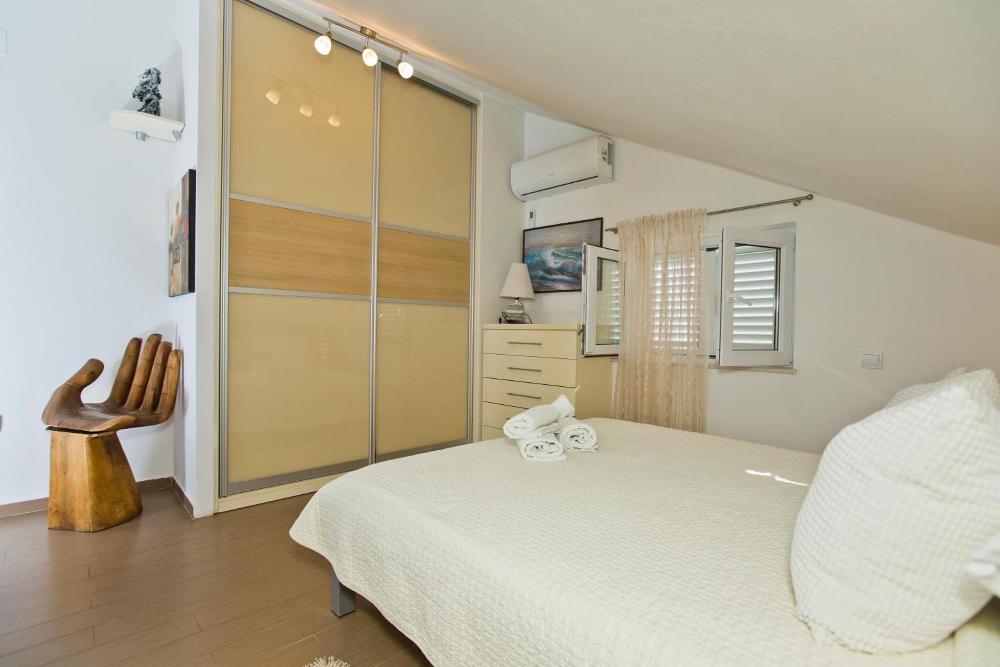 Apartment Zora Hvar Town